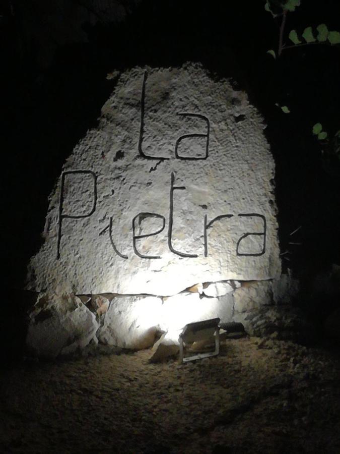 キアラモンテ・グルフィ La Pietraヴィラ エクステリア 写真